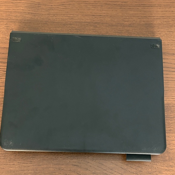 Logitech - Gray Keyboard Folio - Picture 7 of 7